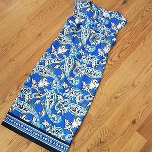 "Beige" by eci Blue Paisley dress new condition!!!